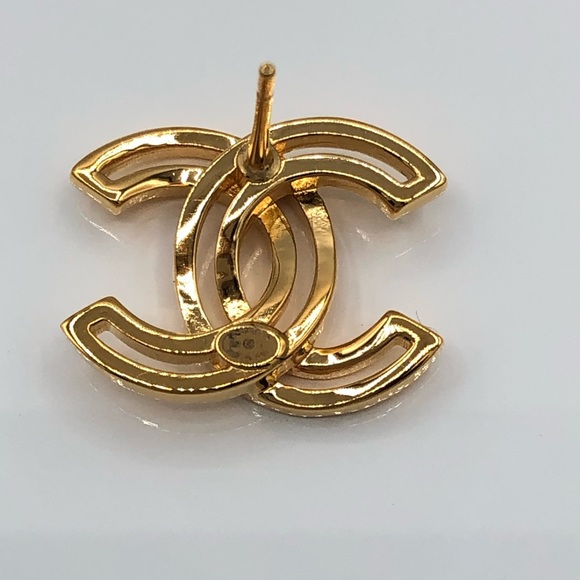 NEW Obazine Chanel CC Gold Color Earrings - Picture 9 of 15
